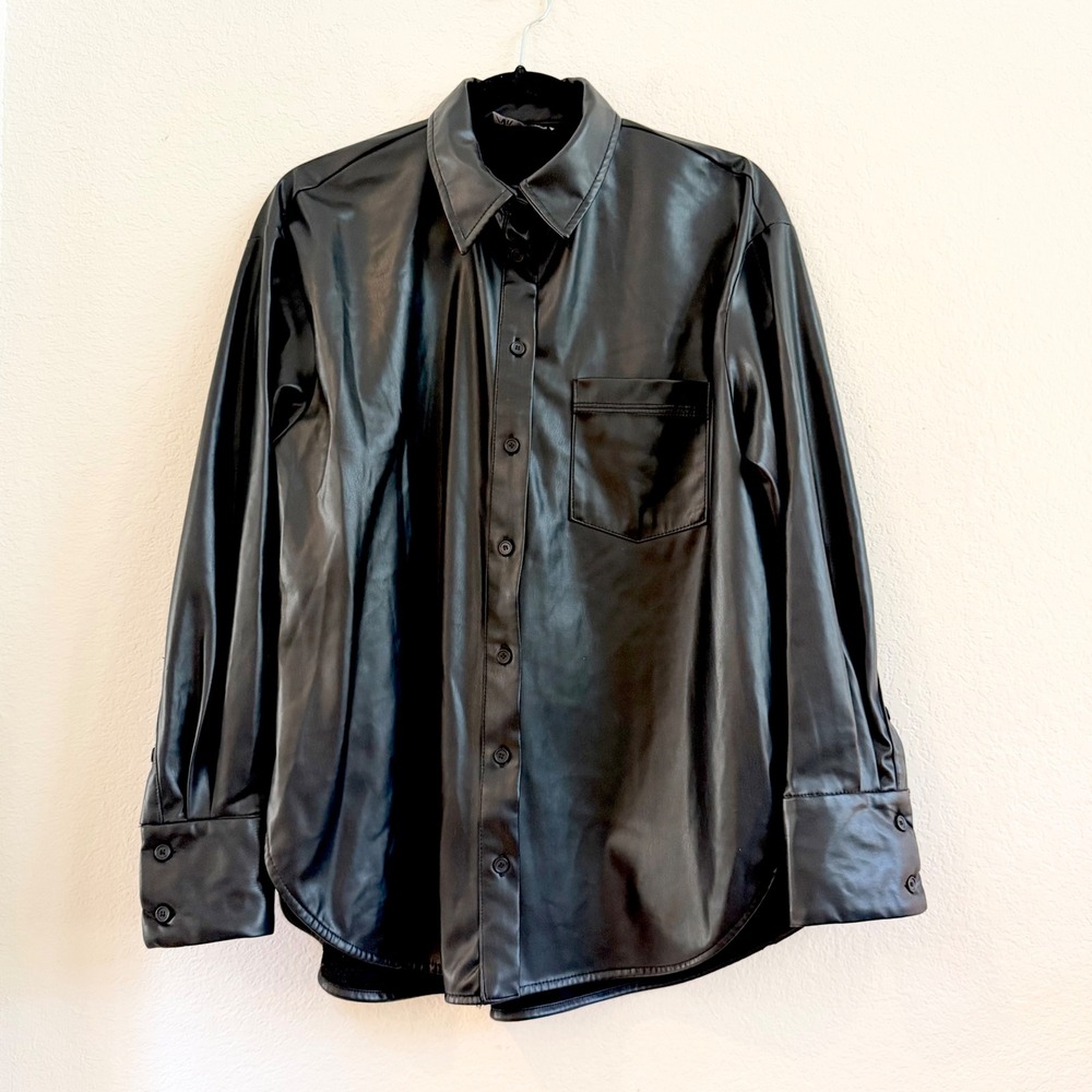 Zara Womens Black Faux Leather Button Down Long Sleeve Shirt Shacket Size M